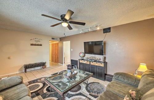 Family Friendly! Poolside Desert Oasis in Glendale - Foto 4