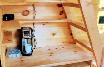 Modern Tiny House with Ski Access in Bennington, New Hamsphire - Foto 18