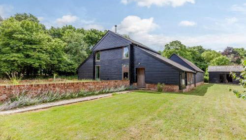 Colemans Farm Barn- Unique, Rustic & Peaceful Barn - Essex countryside - Foto 2, Garden, Garden view