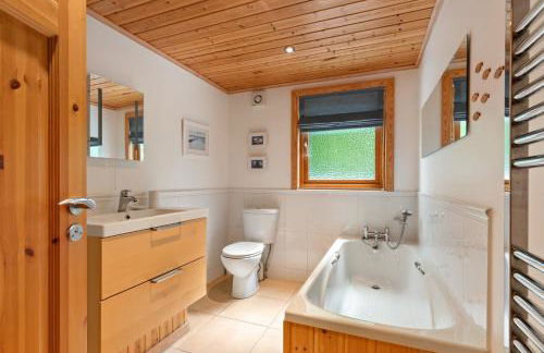 Lodge 5 Longbury - Luxury Lodge, Golf Course Views, Restaurant and Spa Facilites - Photo 44