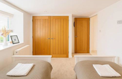 Spacious 2-Bed - Hospital & City Nearby Parking Pet Friendly - Foto 13