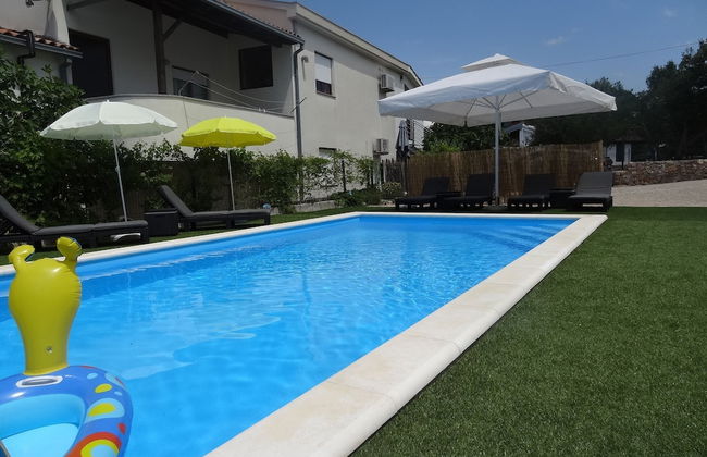 Ilsad Apartments - Apartment With Pool 80 Meters From sea - Great Location - Foto 15