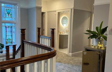 Very Large Central Property - Foto 64