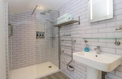 Beekeeper's Cottage - Foto 19