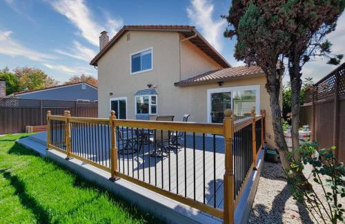 Renovated 5 Bd 3 Ba AC Private Deck Lawn - Foto 71