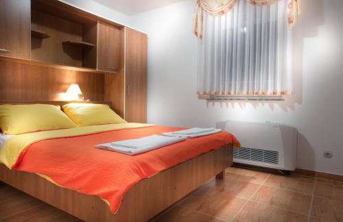 Apartments with swimming pool Caska, Pag - 4109 - Foto 15