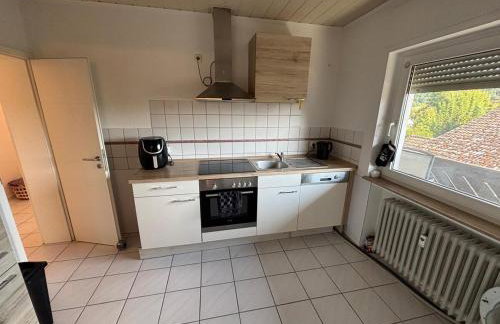 Cozy and Modern Apartment Your Home Away from Home - Foto 11