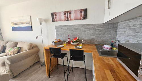 Apartment with Sea View Close to the beach - Photo 4