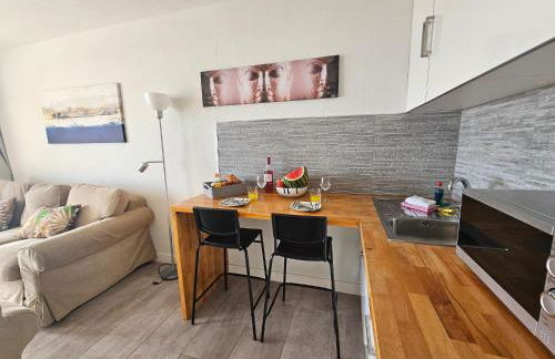 Modern Apartment With sea View Nearby the Beach - Foto 8