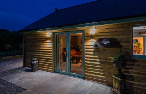 Self-contained cosy one bedroom holiday barn - Photo 8