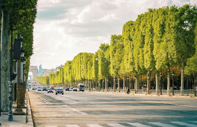 Elegance and Comfort With A/C - Arc de Triomphe - Foto 12