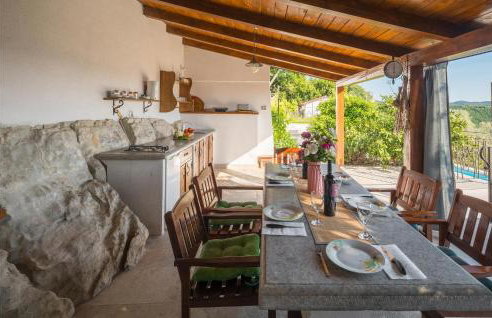 Nice Home In Buzet With Sauna - Photo 17