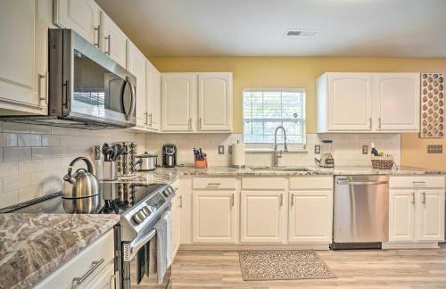 20 Mi to Charleston Group Getaway in Summerville! - Foto 9