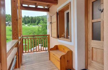 Casa Sandra Moena by Go new Location - Photo 26