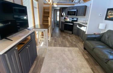 Fabulous Tiny Cottage with Lofted and Fully Equipped Interior in Colorado - Foto 5