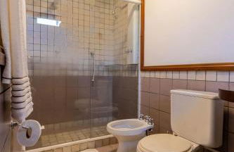 Casa espaçosa com piscina ampla e churrasqueira perto de São Paulo - Foto 42