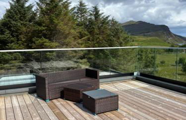 Luxurious, Unique & Elegant Cottage with Hot Tub - Foto 6