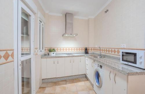 Apartment in Peñaflor with Charming Patio - Foto 17