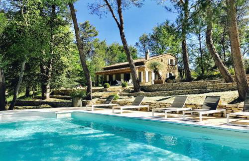 Zen et Chic, juste à coté de la Bastide de Marie - Photo 2