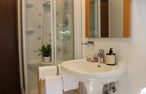 Serenity Escapes - Caldonazzo Lake - Foto 25