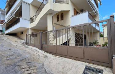 Booklou Apartment - Photo 30