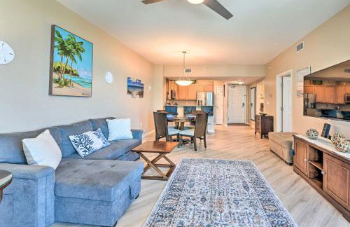 Modern Resort Condo with Balcony - Walk to Beach! - Foto 6