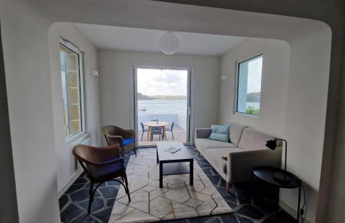 Charming Breton Holiday Home Right by the sea - Photo 47