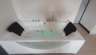 Déols studio balnéo 2-4 pers - wifi - parking - Foto 2