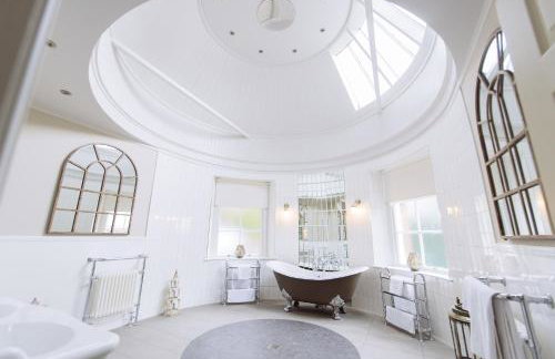 Cornhill Castle - Photo 49