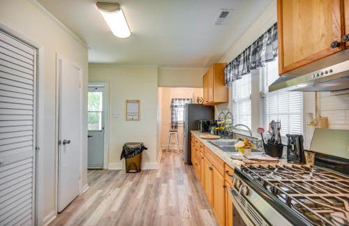 Charming Newport News Cottage Less Than 1 Mi to Ocean! - Foto 9