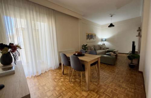 Benoikon House With Free Private Parking - Foto 8