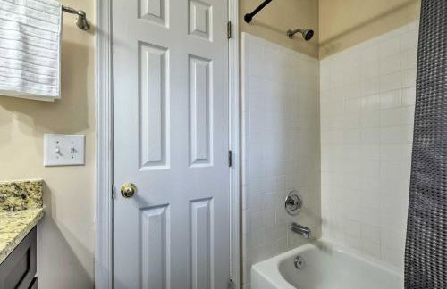 Raleigh Home Near Dining and Shops! - Foto 25