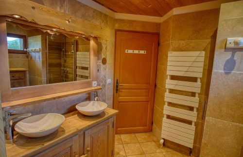 Chalet Le Wapiti, aux pieds des pistes, à 200m du village - Foto 2