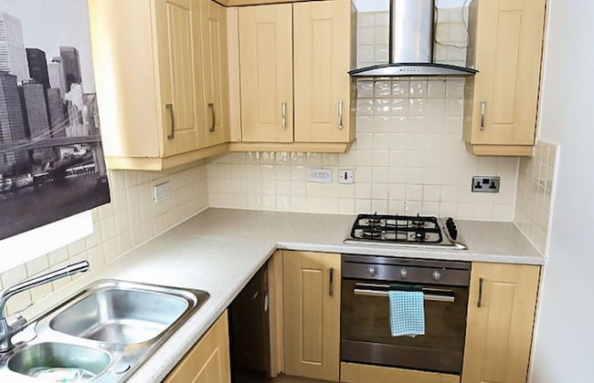 Modern 2 Bedroom Apartment - Foto 14