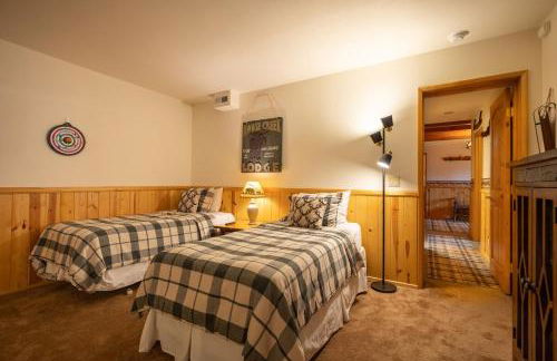 Ultimate Lakeview Lodge and ON THE LAKE! with a Hot-Tub! - Foto 21