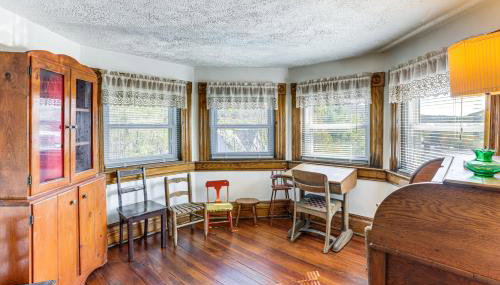 Groups Welcome! Historic Queen Anne Gem in Garrett - Foto 3