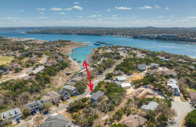 Stunning Lake Home With Pool-beach-gym-boat Access - Foto 35