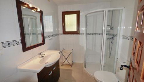 Villa Yvonne - chill out, free WIFI, close to facilities - Foto 2