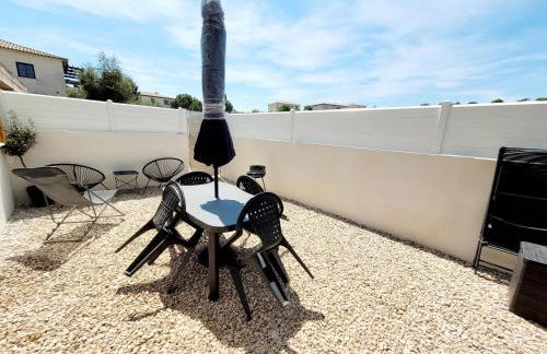 Magnifique logement indépendant "Les Coquelicots", terrasse proche des plages et Montpellier - Foto 25