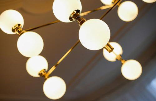 NEU - 4 Zimmer, 4 Betten, 5 Min zum HBF, Terrasse, 160qm - Foto 2