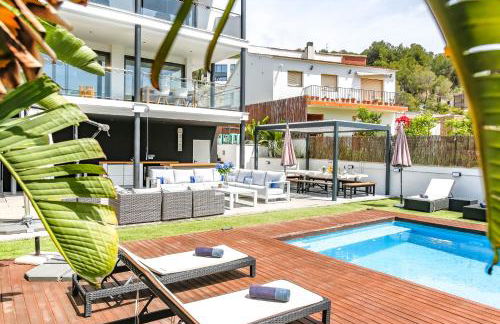 Tranquil large 6 bedroom family Villa sleeps 20 near sitges - Photo 37