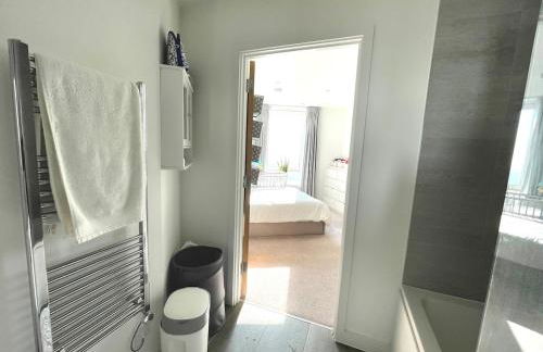 Stylish 1-Bedroom Apt with Stunning London Views - Foto 25