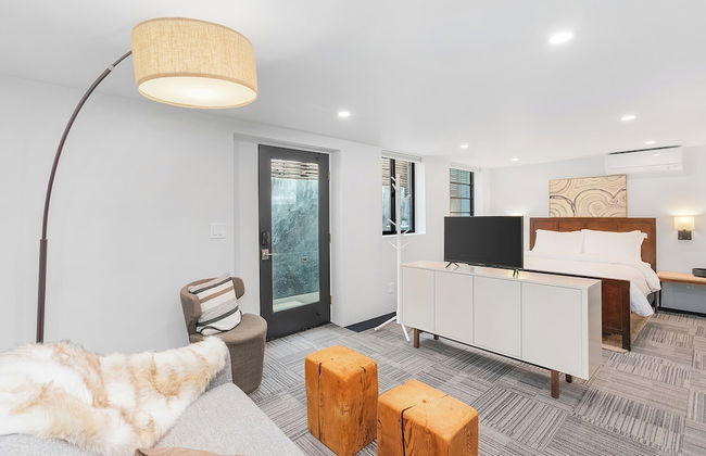 Sunnyside Studio on Green Lake - Photo 9