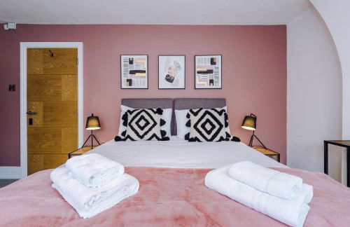 Faulkner House - Photo 13