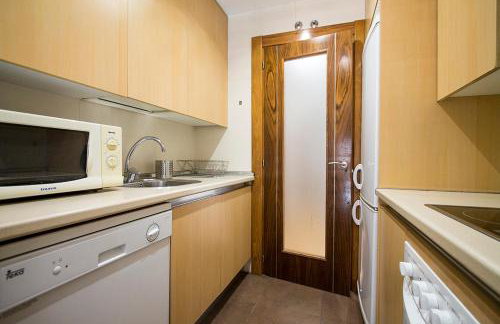 Apartamentos Adelfas - Photo 76