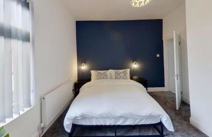 Elegant 2 Bed House Near City Centre - Foto 26