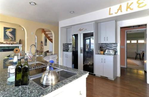 Glenhaven with Exotic Lake View - Foto 10