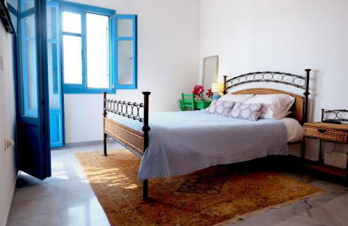 Paros Book'Inn - Photo 9