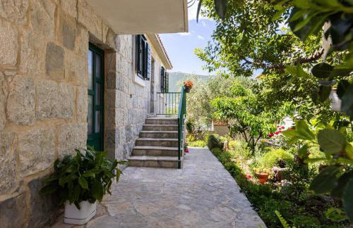 Villa Bella Pietra with private pool, sauna - Photo 37