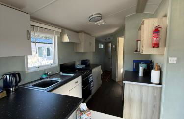 Cosy cabin in Milford on Sea Full Passes included - Foto 33